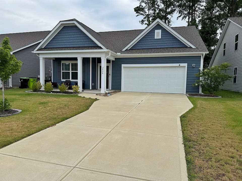 2028 Bogue Ln