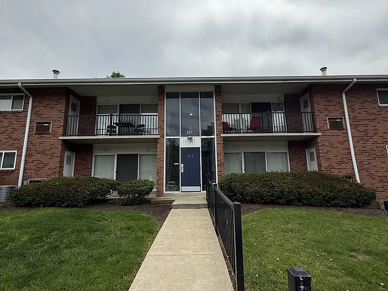 217 Francis Cadden Pkwy #202-1 — Photo 2