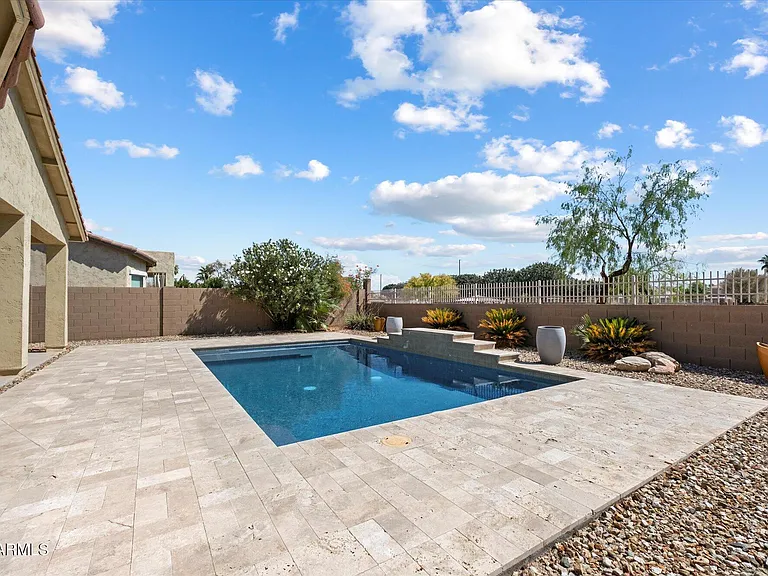 949 E Indian Wells Pl — Photo 24