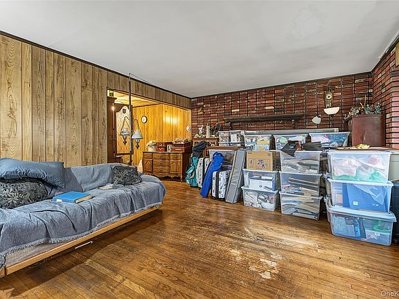3rd image of 702 Partridge Avenue