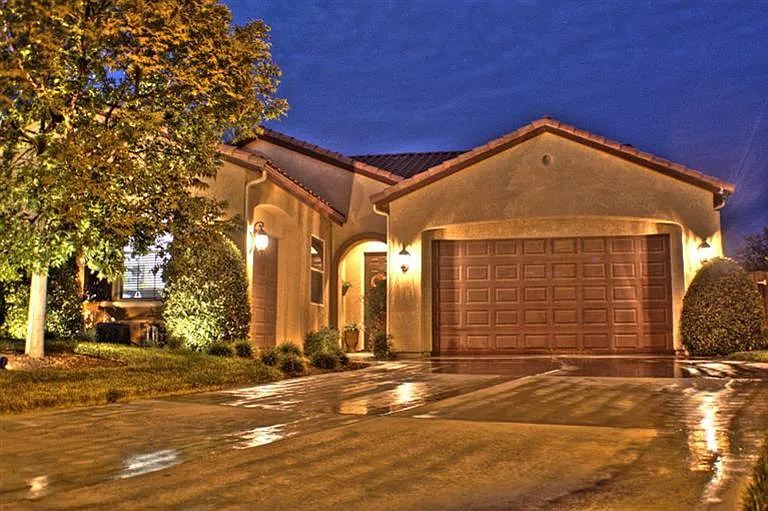 3591 Bloomfield Ln photo 1