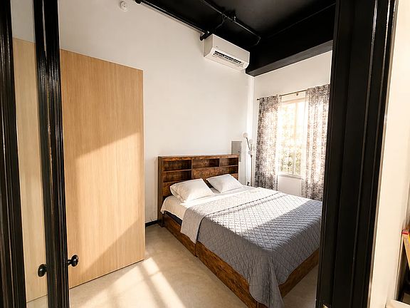 2nd image of 10867 Fruitland Dr #102