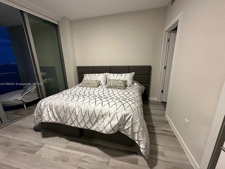 2900 NE 7th Ave #1205 — Photo 14