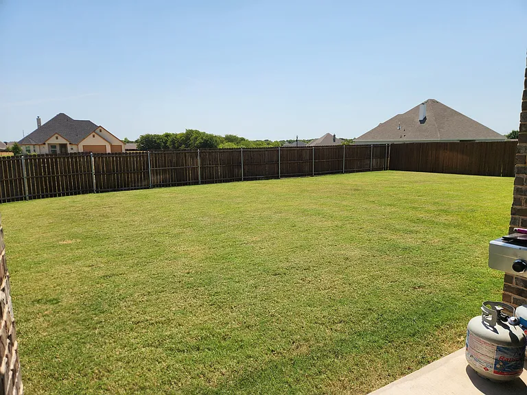 1000 Nogalito Ave — Photo 25