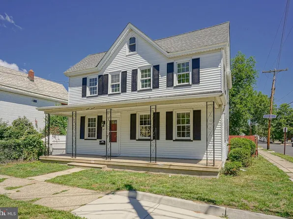67 Webster St, Riverside, NJ 08075