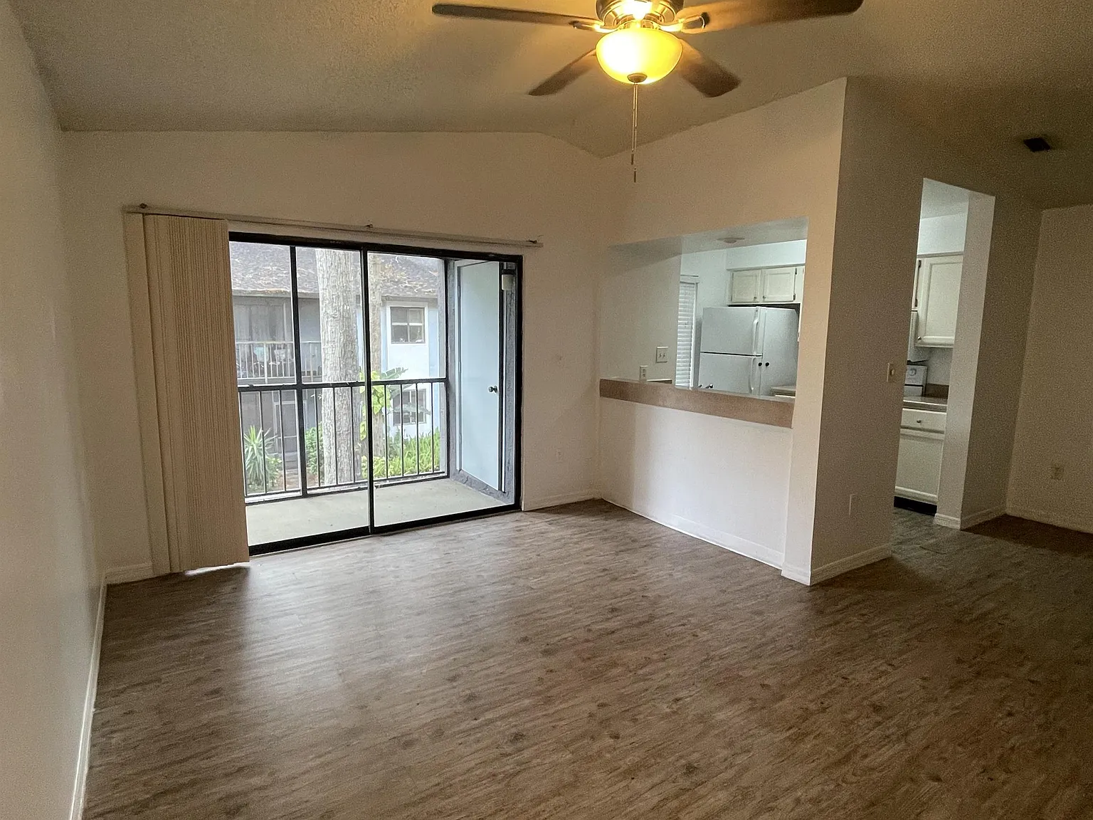 202 Riverbend Dr #201 - 1 — Photo 3