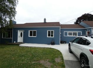 1511 32nd St, Anacortes, WA