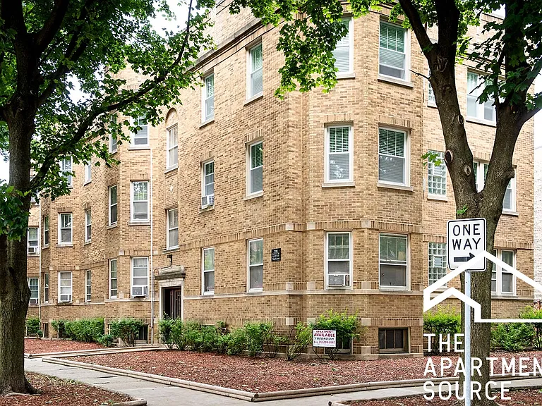3703 N Hoyne Ave #3 — Photo 14
