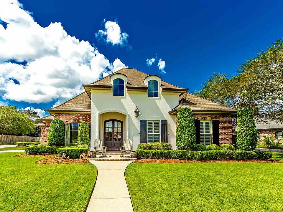 1st image of 219 Davis Dr