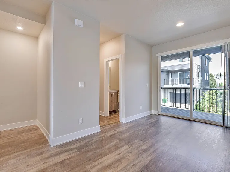 17235 SW Goldcrest Ln — Photo 7