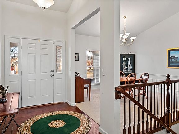 5th image of 6784 Oxford Ln