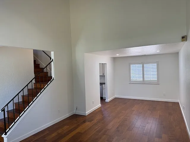 Dinning room (ground floor)