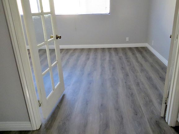 3rd image of 7307 Haskell Ave