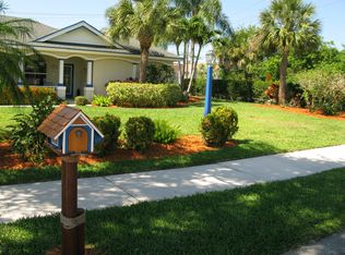 9005 SE Mars St, Hobe Sound, FL 33455