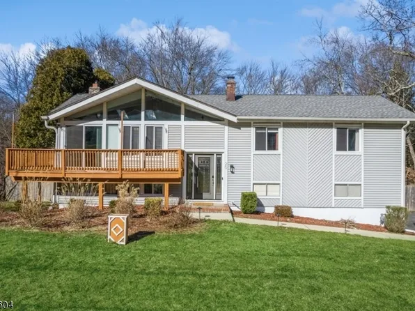 20 Clover Rd, West Milford Twp., NJ 07435