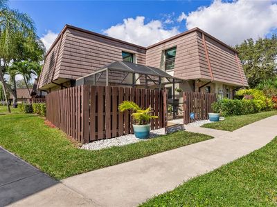 2571 NW 99th Ave, Coral Springs, FL, 33065