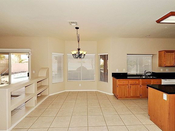 5th image of 1136 Galangate Ave