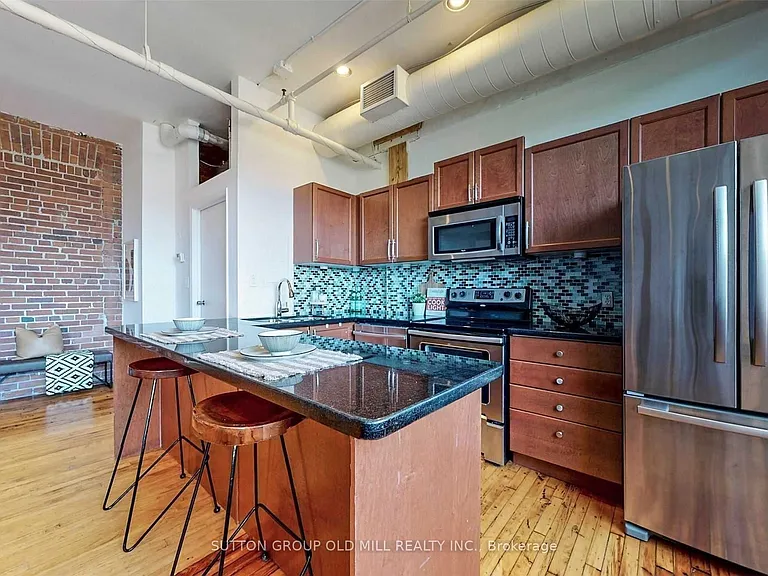 121 Prescott Ave #11 — Photo 3