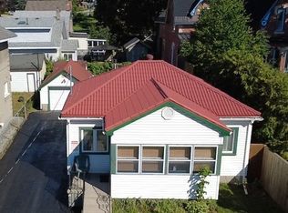 124 Mary St, Orillia, ON L3V3E2