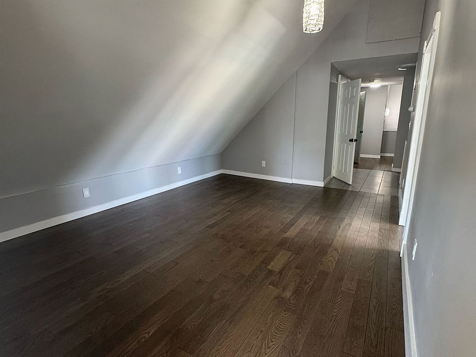 1st image of 124 Brownell St #3