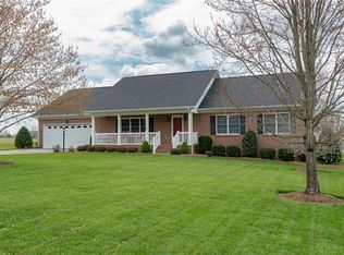 3905 Brickfield St, Hickory, NC 28602