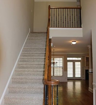 2nd image of 5156 Meridian Ln