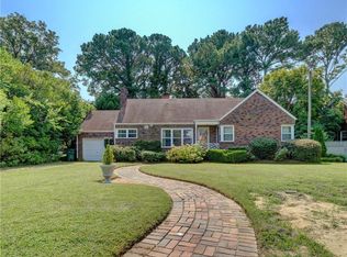 1201 N Fairwater Dr, Norfolk, VA 23508