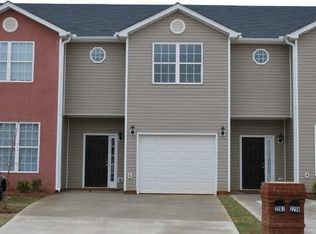 2261 Nicole Dr, Hampton, GA 30228