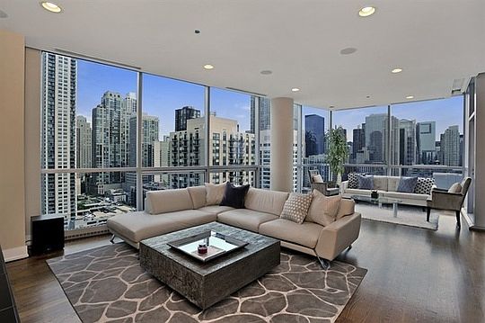 1st image of 110 W Superior St Unit 2001