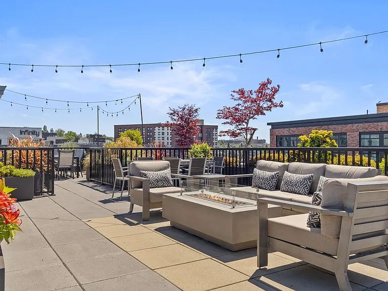 Evolve Apartments — Photo 35