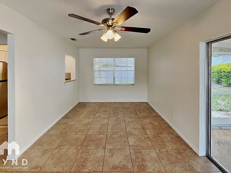 12431 Brookside St — Photo 9