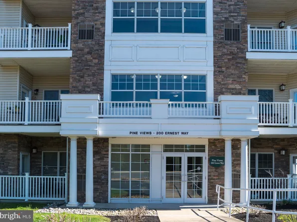 200 Ernest Way APT 212, Philadelphia, PA 19111
