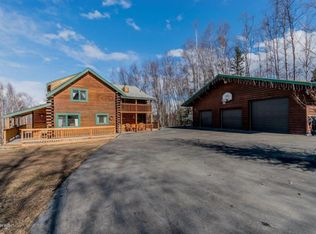 19954 S Birchwood Loop Rd, Chugiak, AK 99567