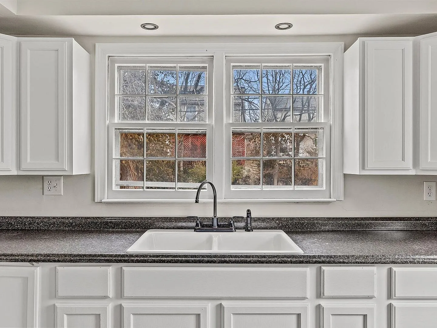 1019 Liberty Rd — Photo 4