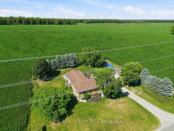 3rd image of 808 Elginfield Rd
