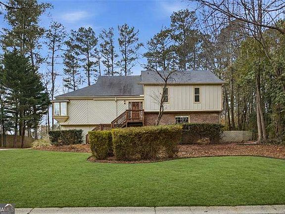 2nd image of 3269 Rangers Gate