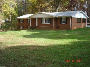 4911 Parsonage Rd, Summerfield, NC 27358