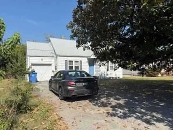 3111 Riverside Dr, Chattanooga, TN 37406