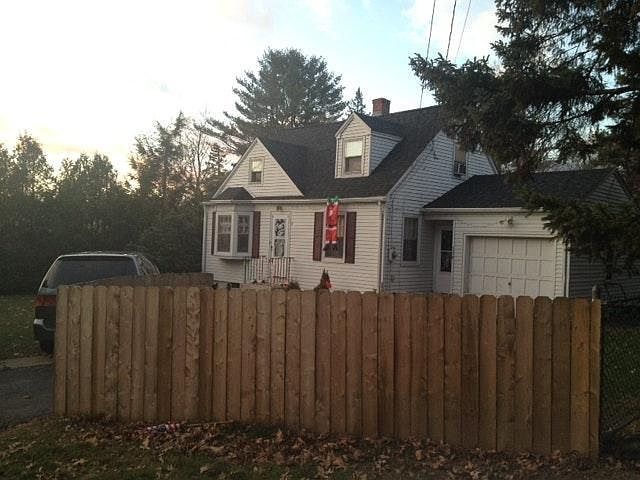 2nd image of 130 Blake Rd