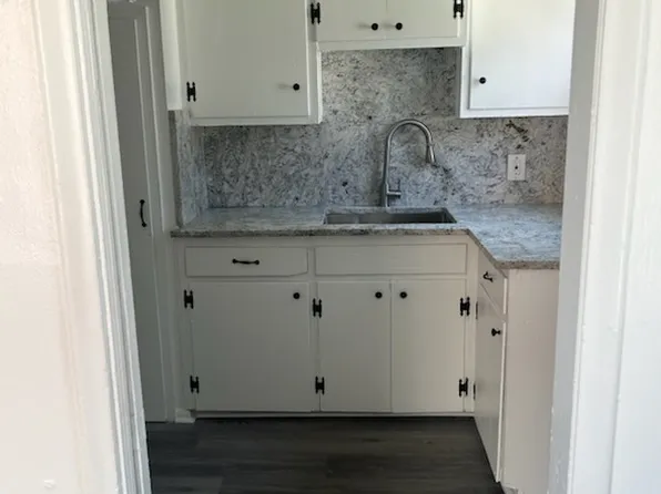 (undisclosed Address), Detroit, MI 48219