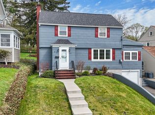 2727 Hall St, Endwell, NY 13760