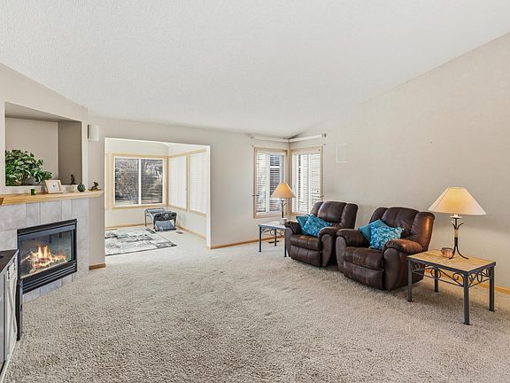 2nd image of 11294 London Ct NE