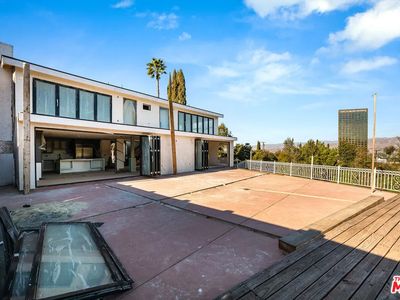 7759 Skyhill Dr, Los Angeles, CA, 90068