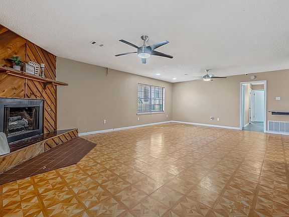 5th image of 6690 Garvin Dr