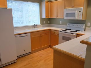 2090 132nd Ave SE APT 902, Bellevue, WA 98005