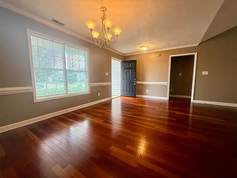 4926 Yorkchester Dr — Photo 10
