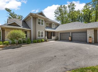 4235 Beaver Holw SE, Cedar Rapids, IA 52403
