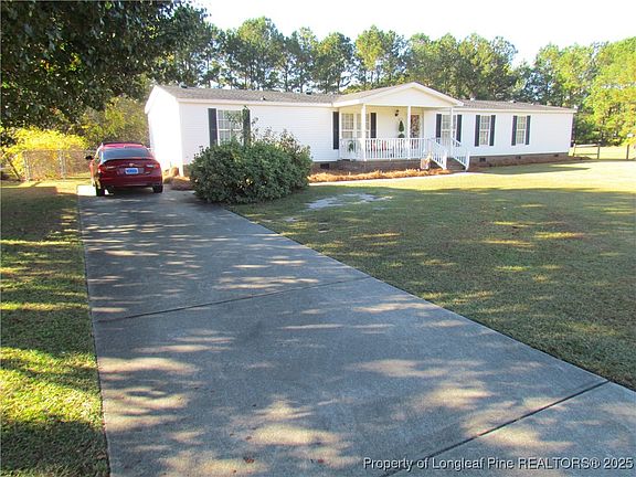 3rd image of 4320 Frontier Ave