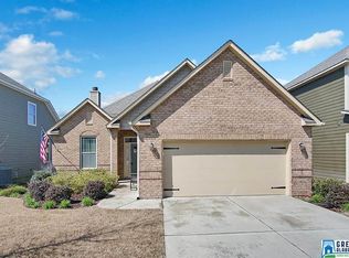 1029 Medinah Dr, Calera, AL 35040