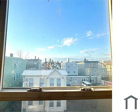 3rd image of 21 Marshfield St APT 3